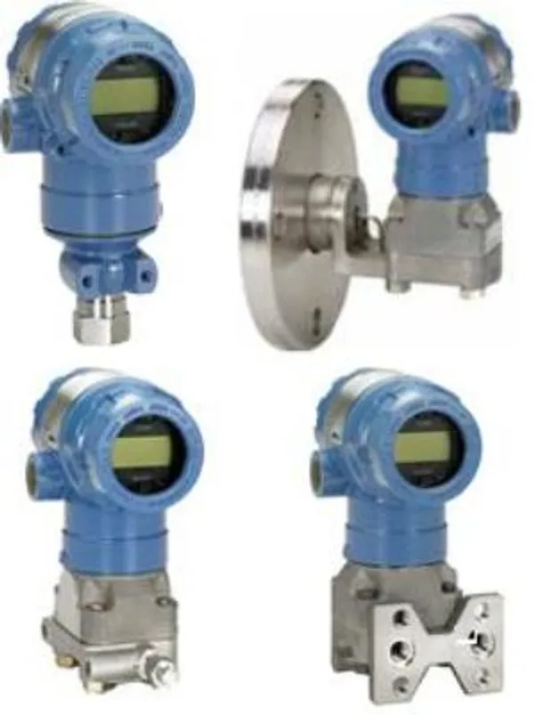 Rosemount 3051 pressure transmitter with coplanar process flange